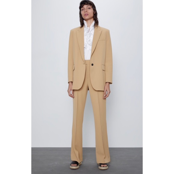 Zara Oversized Blazer - Picture 4 of 16